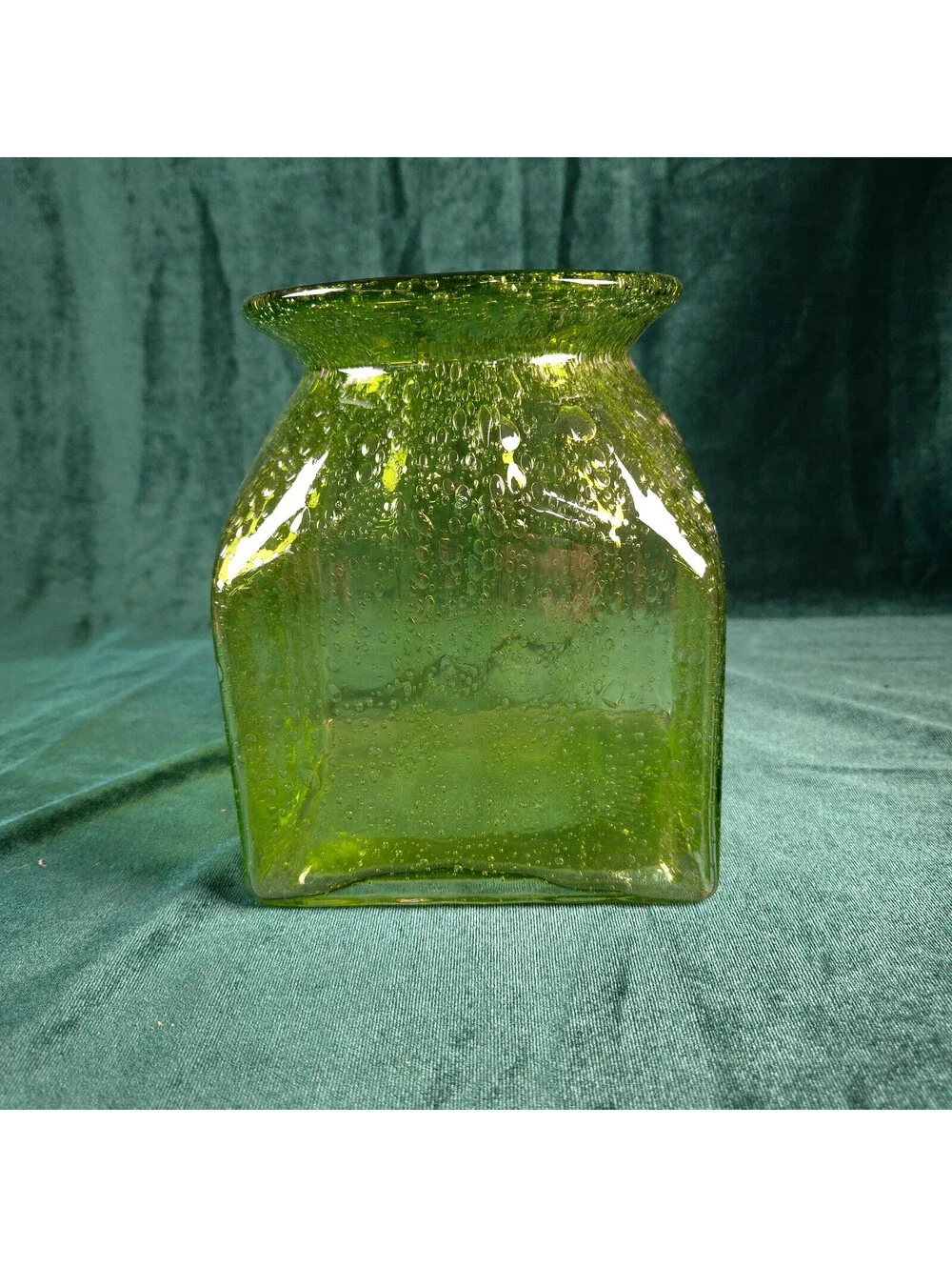 Vintage Lime Green Ribbed Bubble Glass Square Vase 7